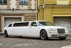 Лимузин Chrysler 300C Exclusive